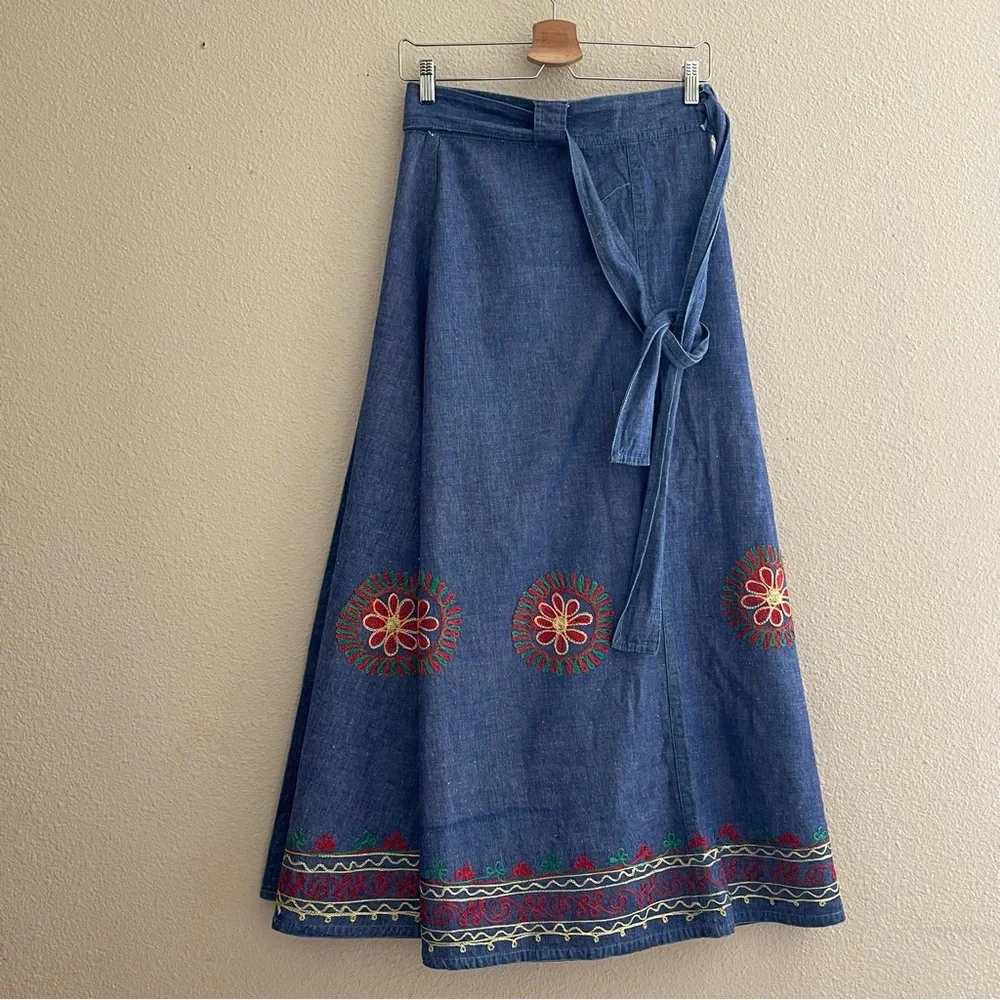 VINTAGE Embroidered Blue Denim Wrap  Boho Maxi Skirt‎ - Picture 6 of 16